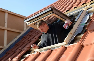 Pose de fenêtres de toit Velux à Danizy
